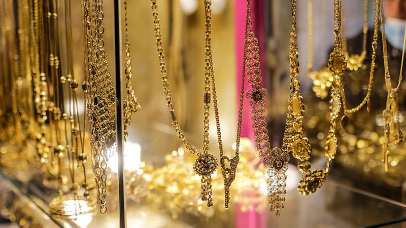 Arany ékszert vásárolna?  Figyeljen a garanciális szabályokra!